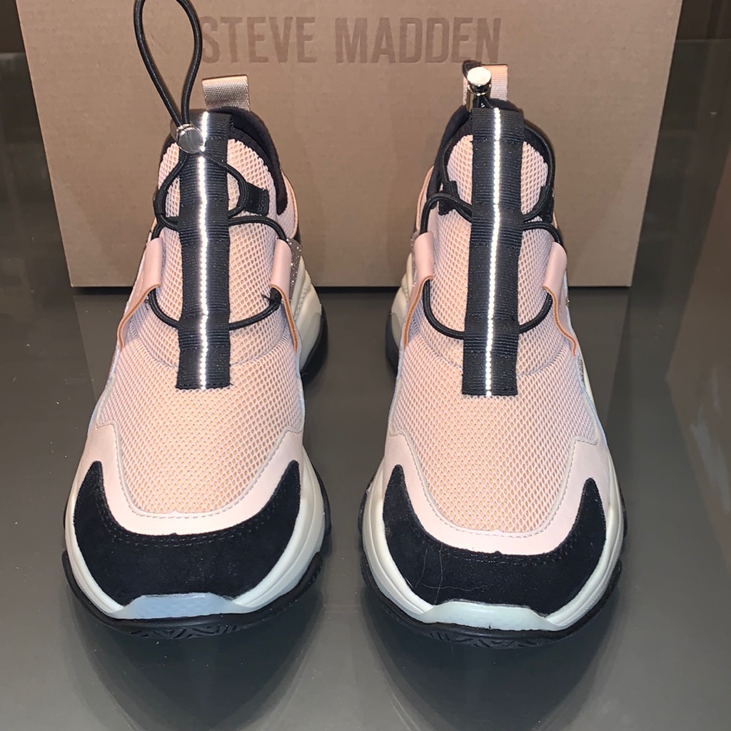 Steve Madden Fly Blush Multi Size 8.5